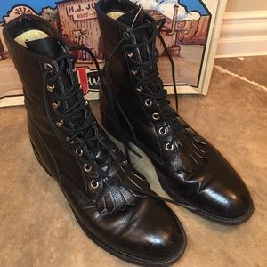 Black Justin kilt roper boots size 7 women’s